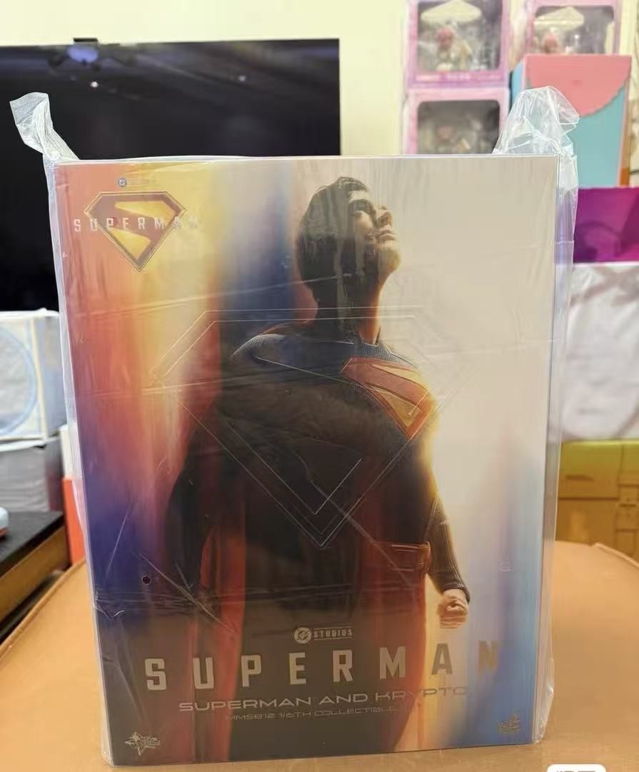New IN STOCK Hot Toys MMS812 Superman & Krypto 1/6 Action Figure