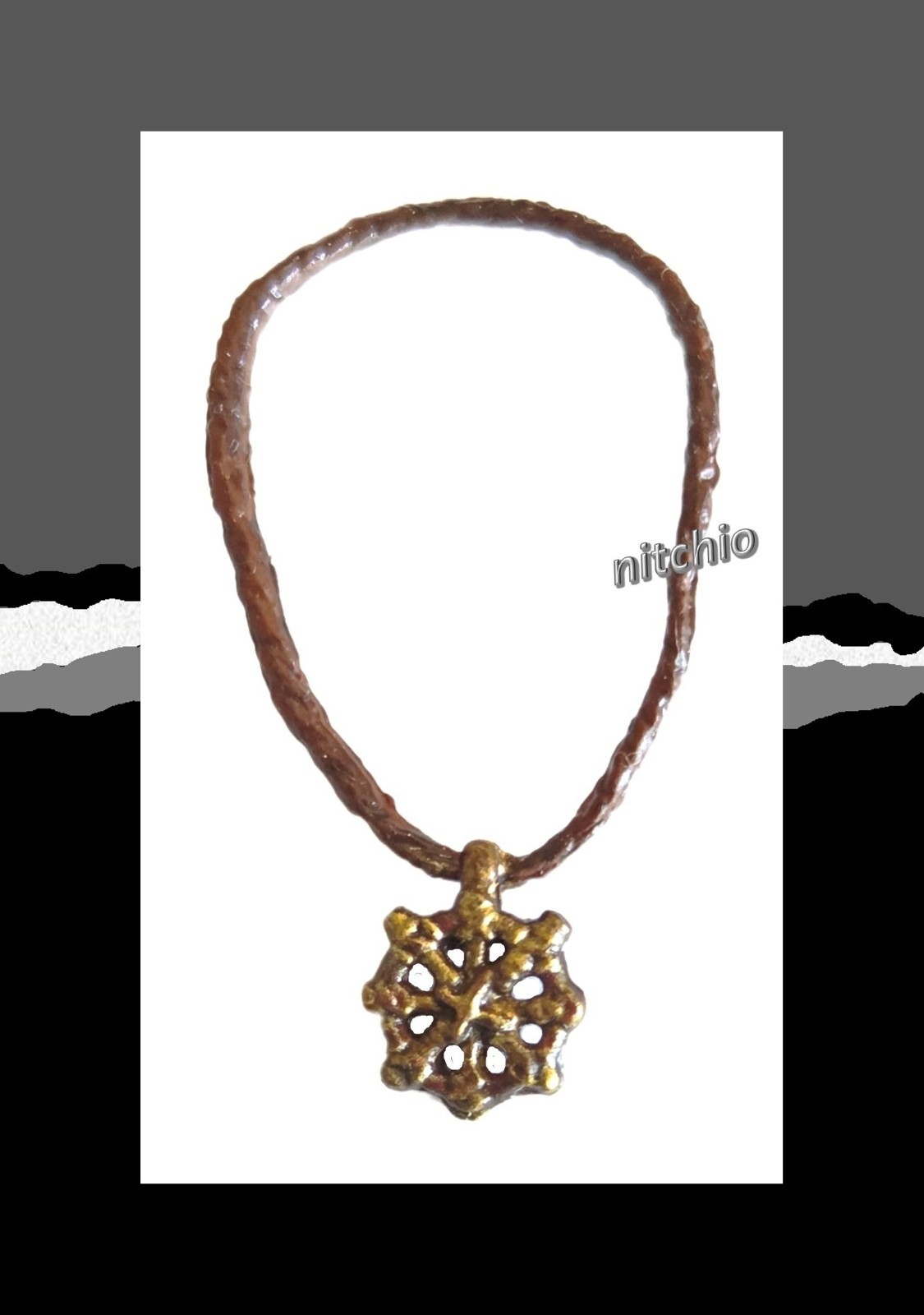 Mezco One:12 Conan The Barbarian War Paint – AMULET NECKLACE 1/12 Scale Fodder