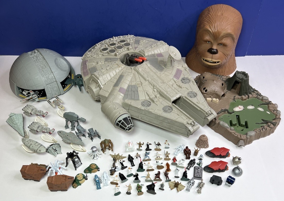 Large Lot of Vintage Star Wars Galoob Micro Machines Sets & Figurines 1994 1995