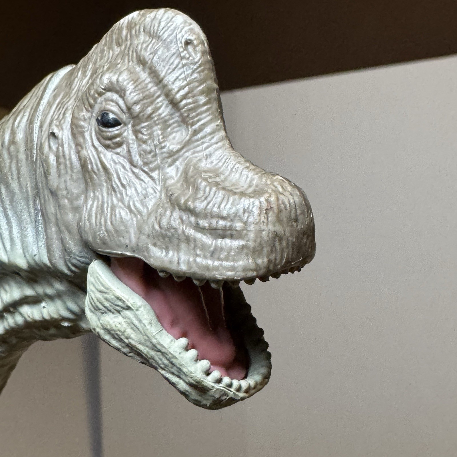 2019 Jurassic World Legacy Collection Large Brachiosaurus Figure 28″x34″