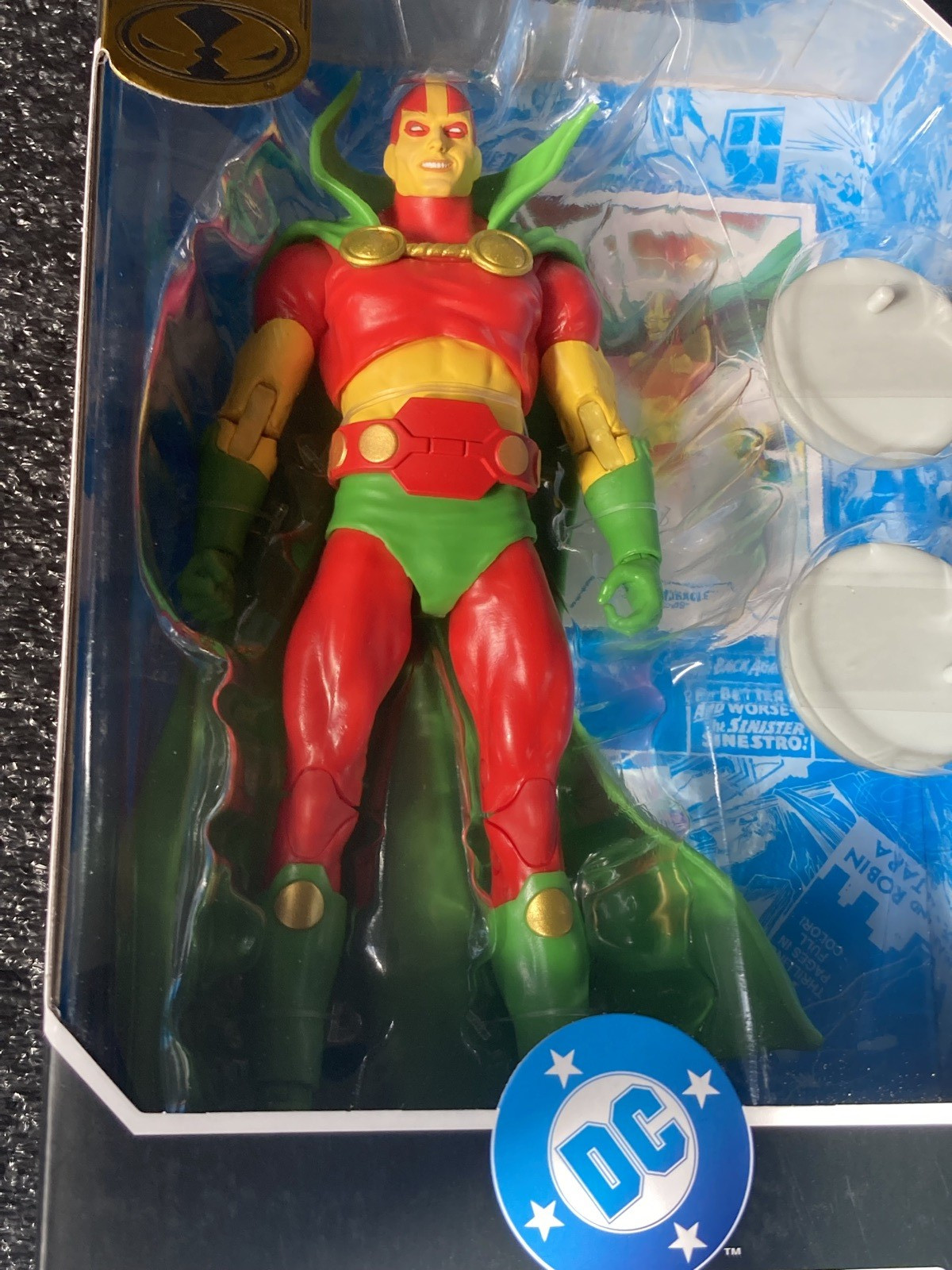 McFarlane DC Multiverse MISTER MIRACLE Gold Label- GEM MINT BOX!! NICE FIGURE!