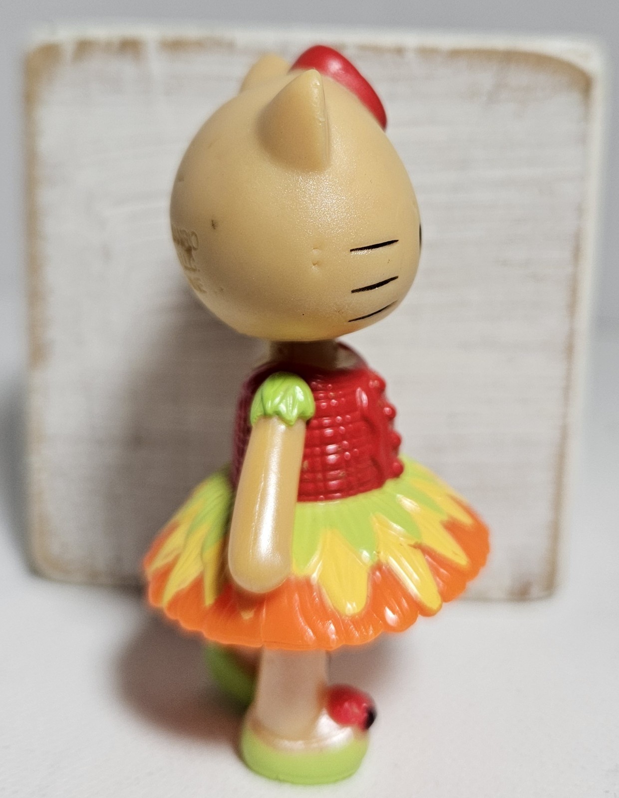 XOXO HELLO KITTY Easter Mini Doll Figure 2014 Blip Toys Sanrio Limited Sunflower