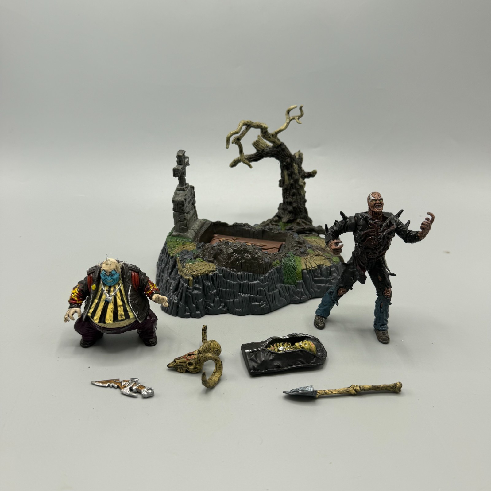 Mcfarlane Toys Spawn The Movie The Graveyard Playset Action Figure Set 1997