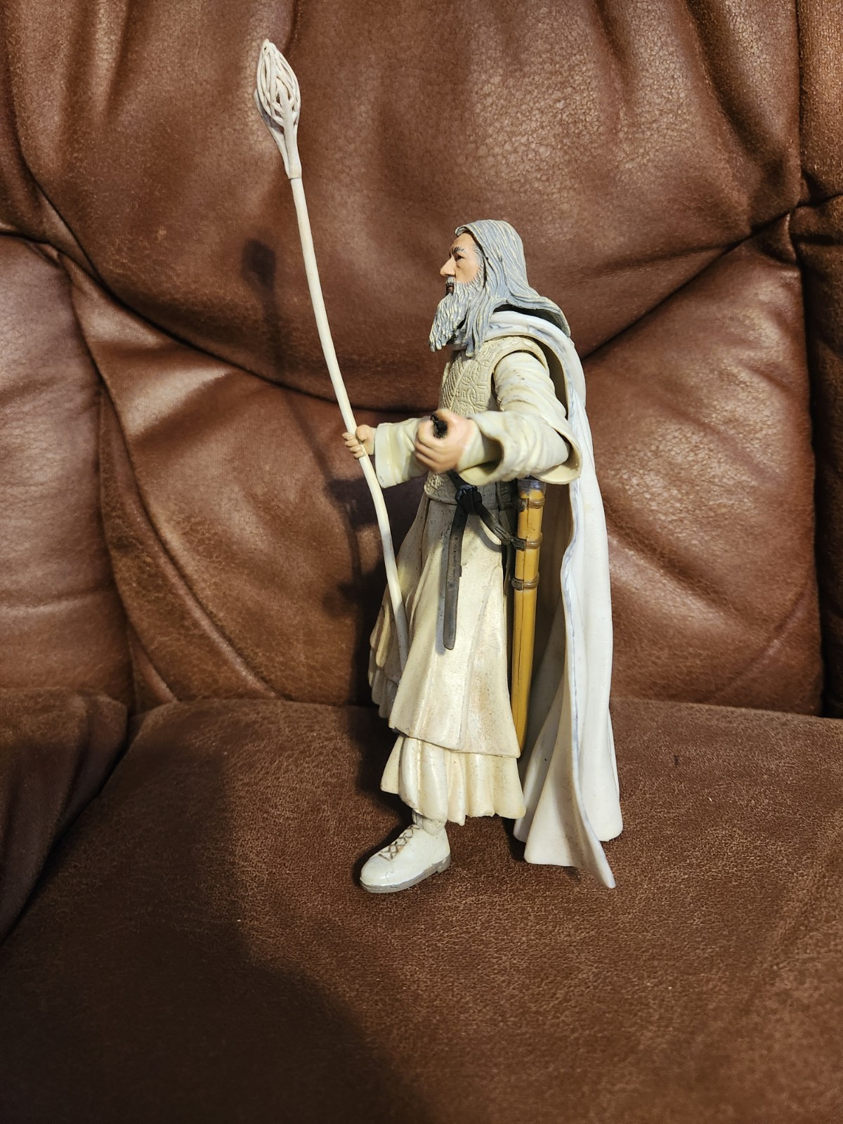 2002 Toy Biz The Lord of the Rings: The Two Towers Gandalf the White figure