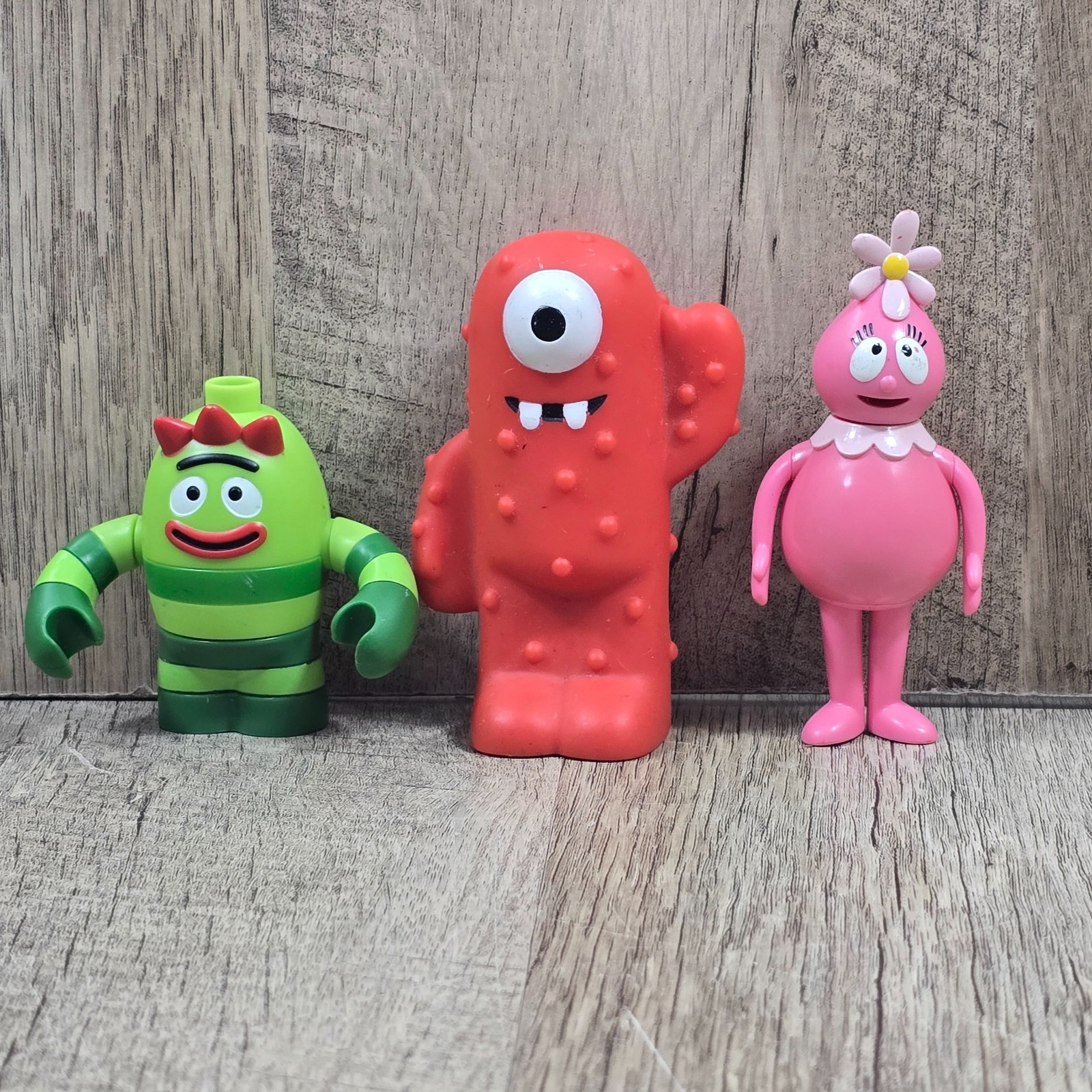 Lot of Yo Gabba Gabba Figures Brobee, Muno & Foofa