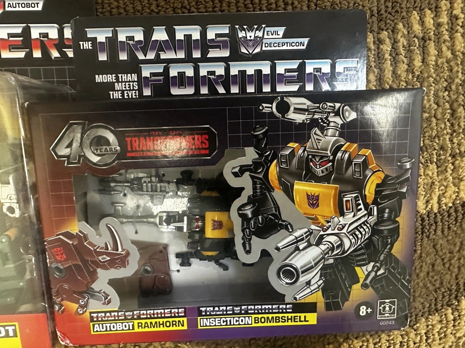 Transformers Retro G1 Insecticon Bombshell & Ramhorn Damaged Box