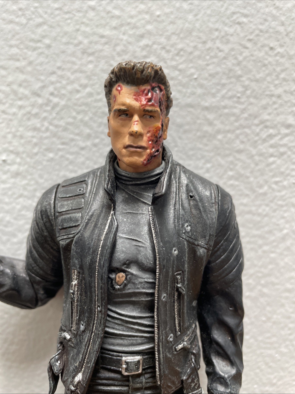 Terminator T-800 Figure Arnold Schwarzenegger Action figure 7”
