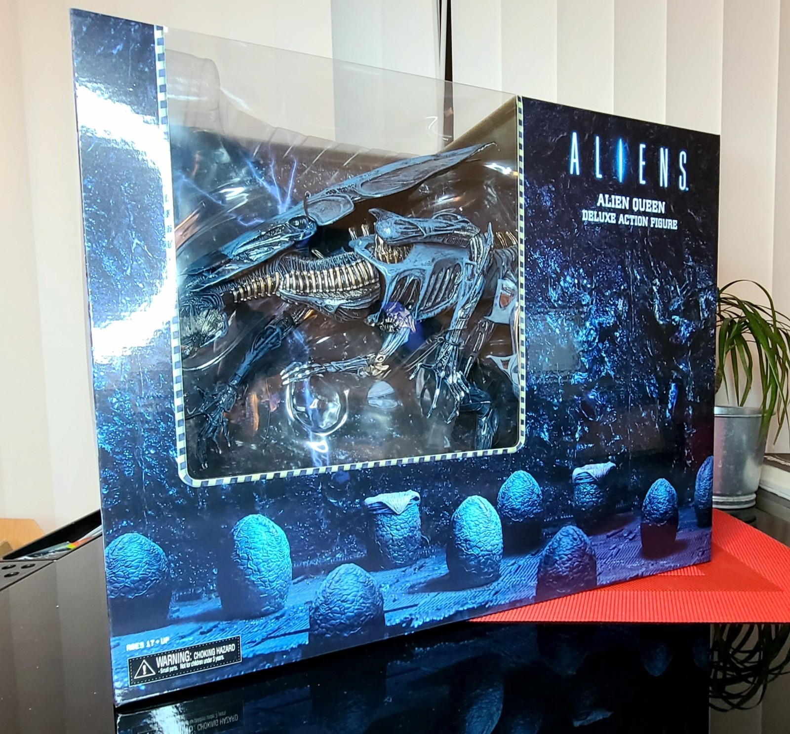 Aliens Xenomorph Alien Queen Ultra Deluxe Quarter Scale Action Figure