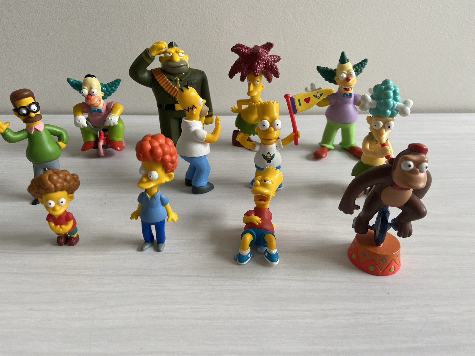 Simpsons Figures Figurines Homer, Bart, Sideshow Bob, Ned Flanders BULK LOT