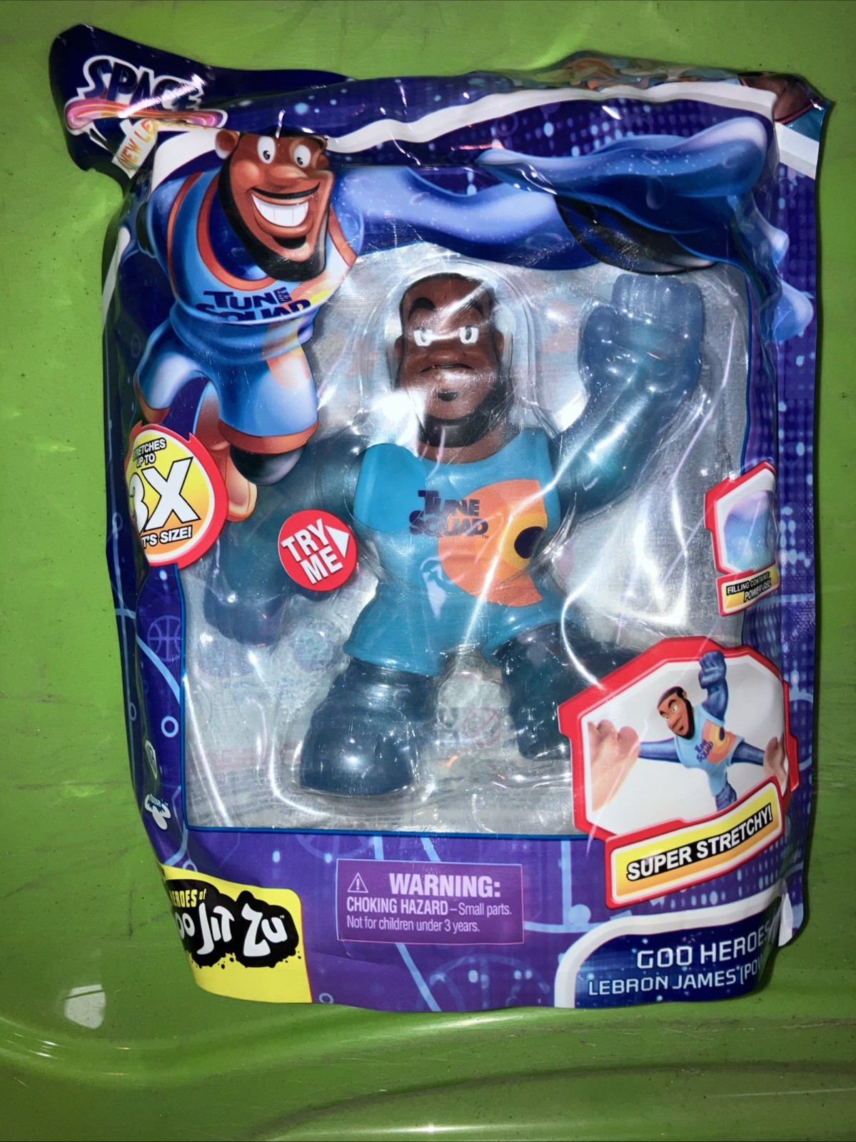 Heroes of Goo Jit Zu Space Jam: A New Legacy – LeBron James (Power Up) 5″ Action