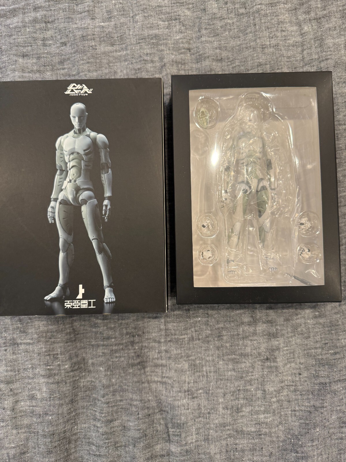 1000 Toys Toa Heavy Industry 1/12 scale synthetic Human and 1/12 scale CaRB