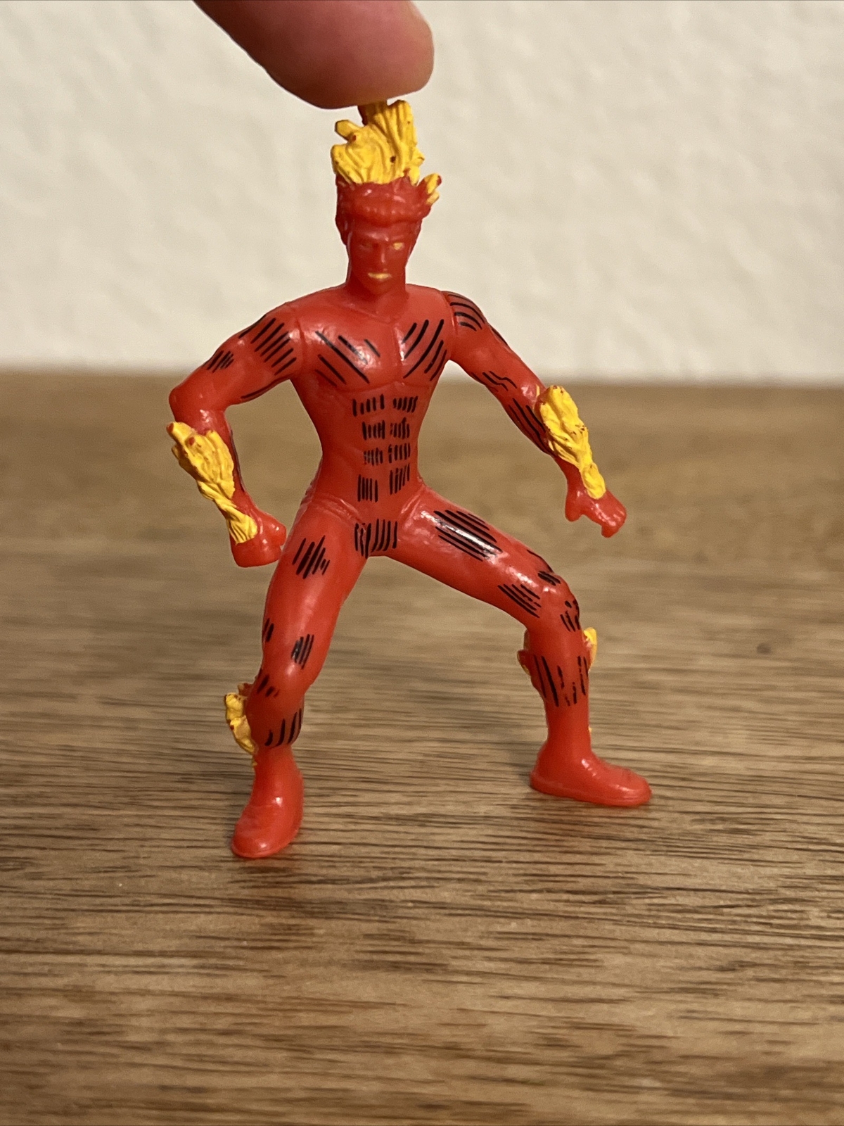 THE HUMAN TORCH MARVEL FANTASTIC FOUR 2.5” ACTION FIGURE 2005 TOY