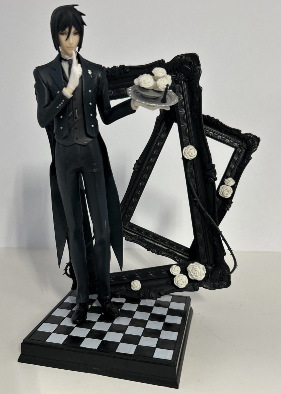 Black Butler Book of Circus Kuroshitsuji Ciel Sebastian Anime Figure Model Read