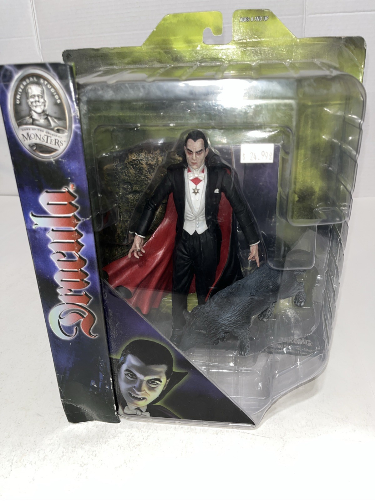 Diamond Universal Studios Monsters Select DRACULA Action Figure * NEW