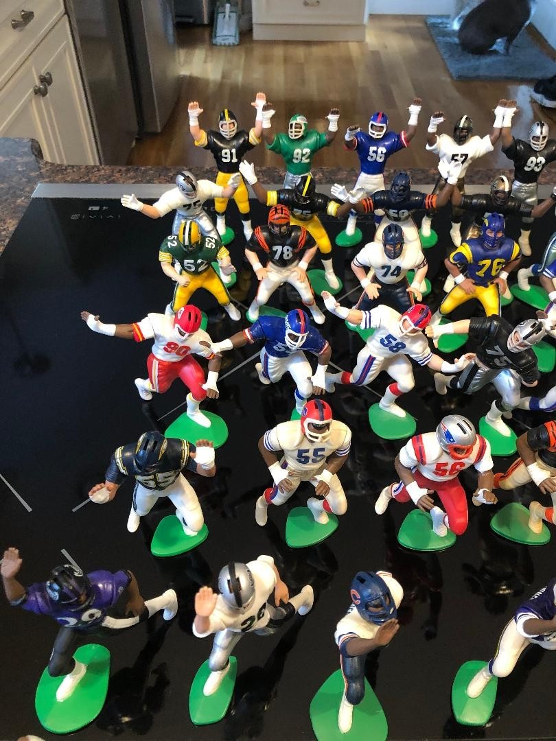 UPDATED SALE Starting Lineup Football OPEN Individual Auctions Lineman Defenders