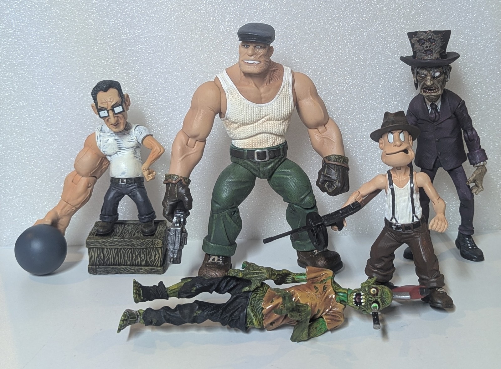 Complete Mezco The Goon Comic Figure Set w/ Build-A-Figure Zombie Loose