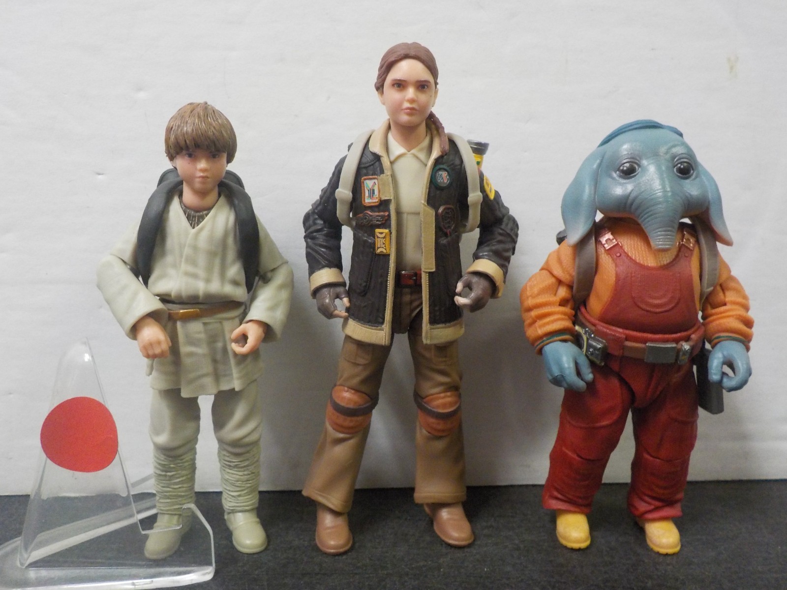 G1210 Star Wars Black 6″ scale lot Anakin Skywalker Neel Fern Skeleton Crew