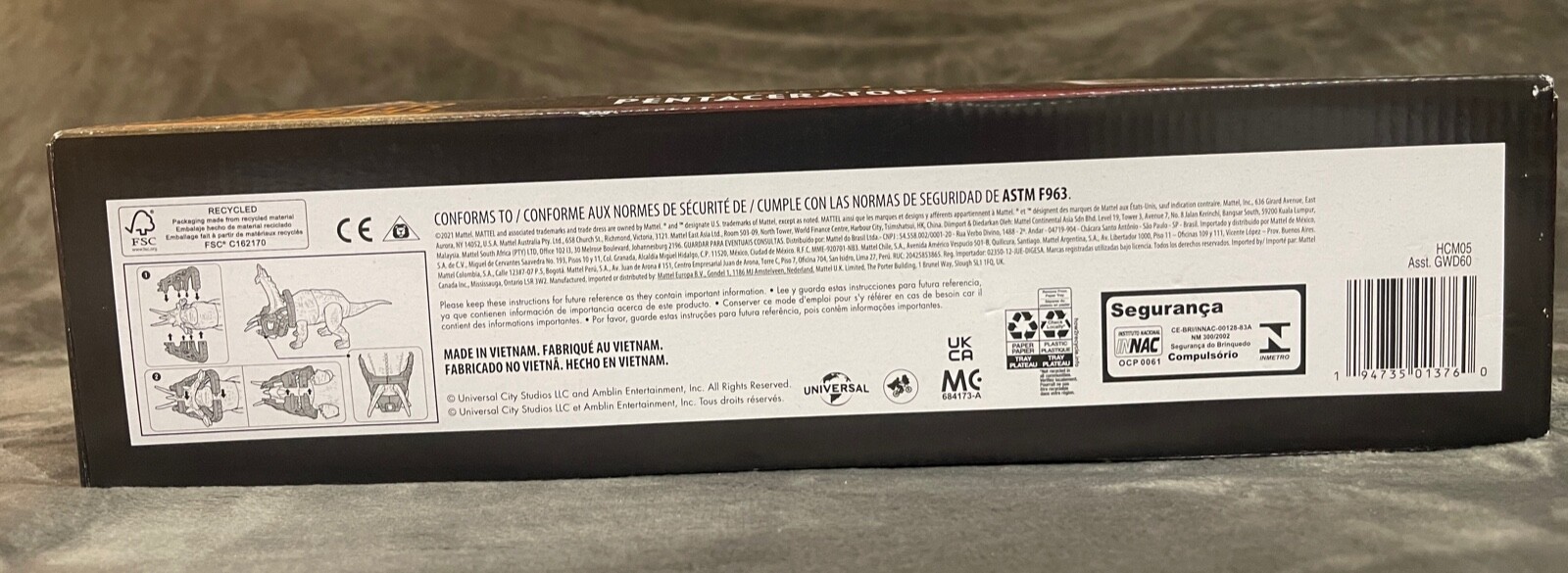 NIB Jurassic World Camp Cretaceous Mega Destroyers Pentaceratops Action Figure