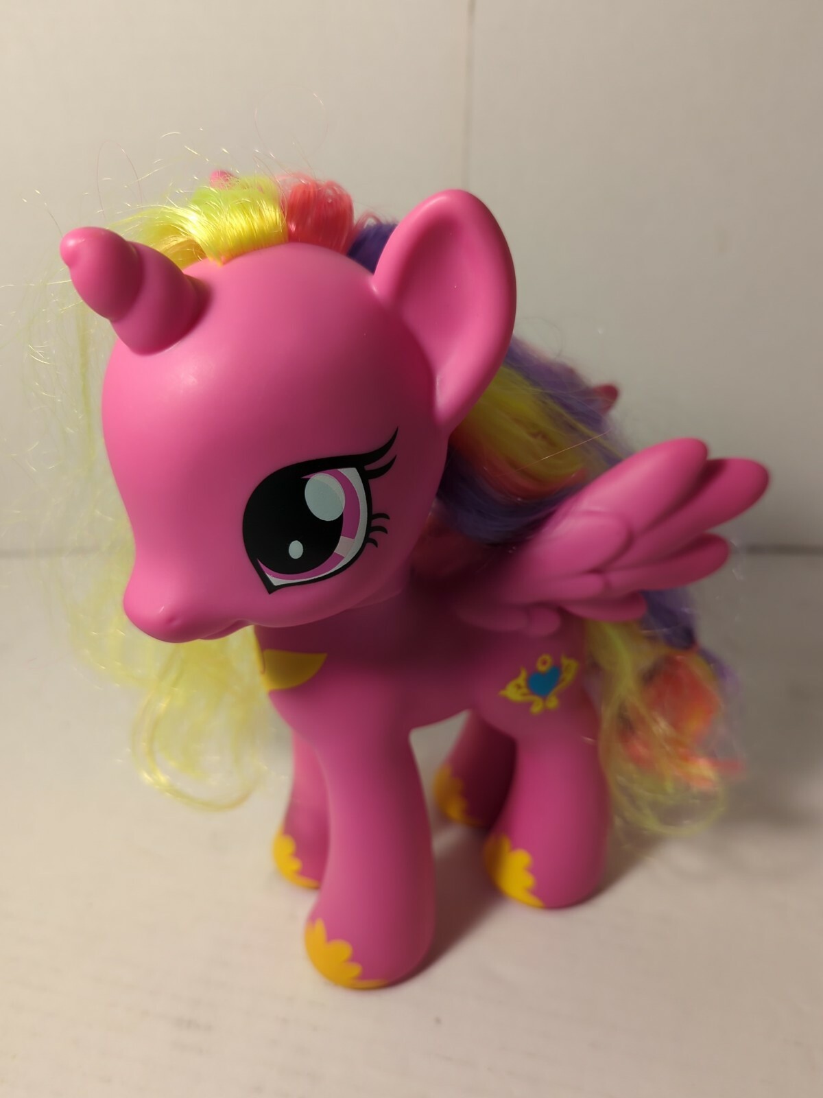 Hasbro My Little Pony Pink Pegasus Rainbow Hair 8.5in Tall 2015 Princess Cadance