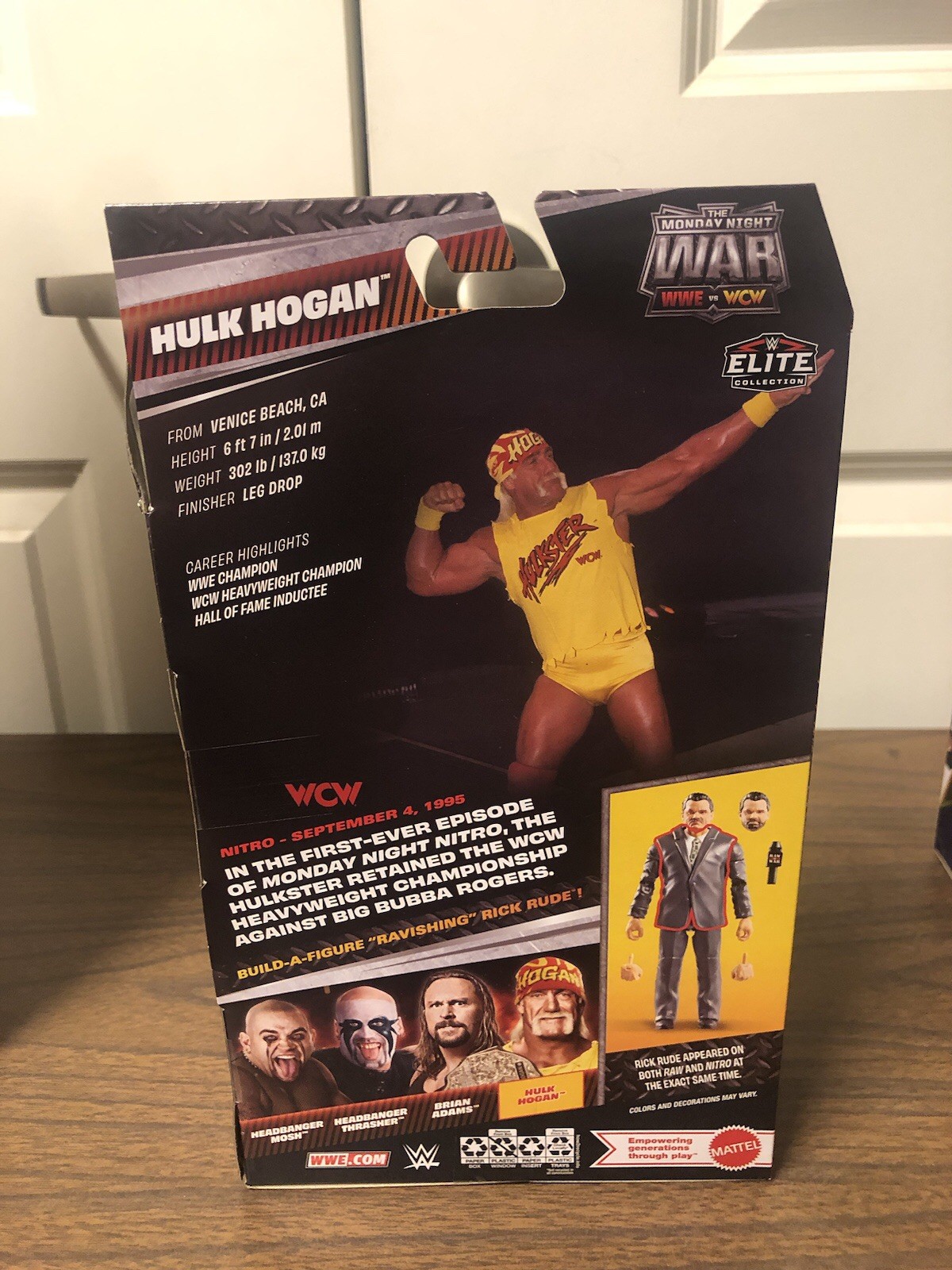 Walmart Exclusive WWE/ WCW Monday Night Wars Hulk Hogan Figure Misb Nice!