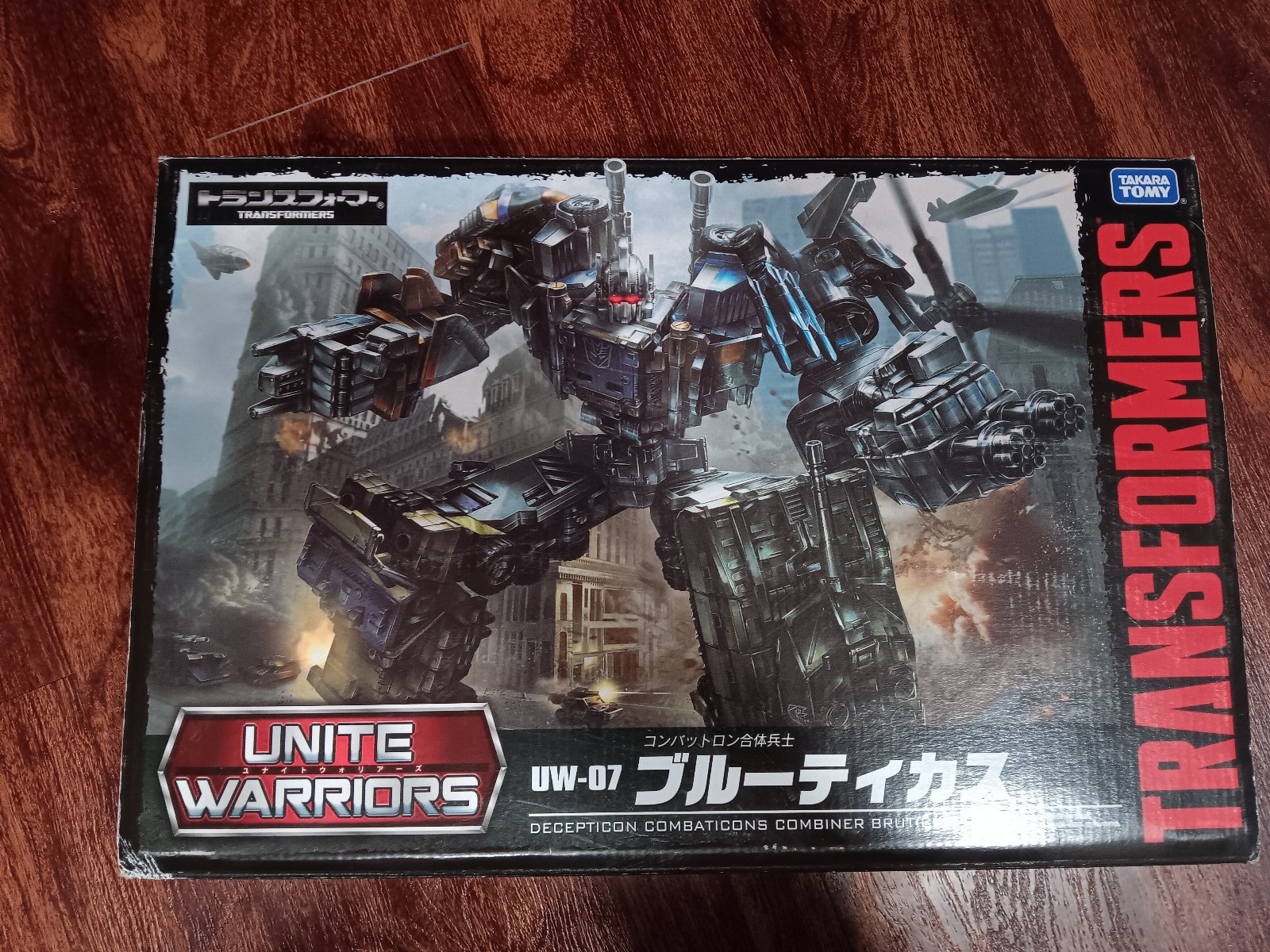 Takara Transformers Unite Warriors UW-07 Bruticus / Combaticons MIB Complete