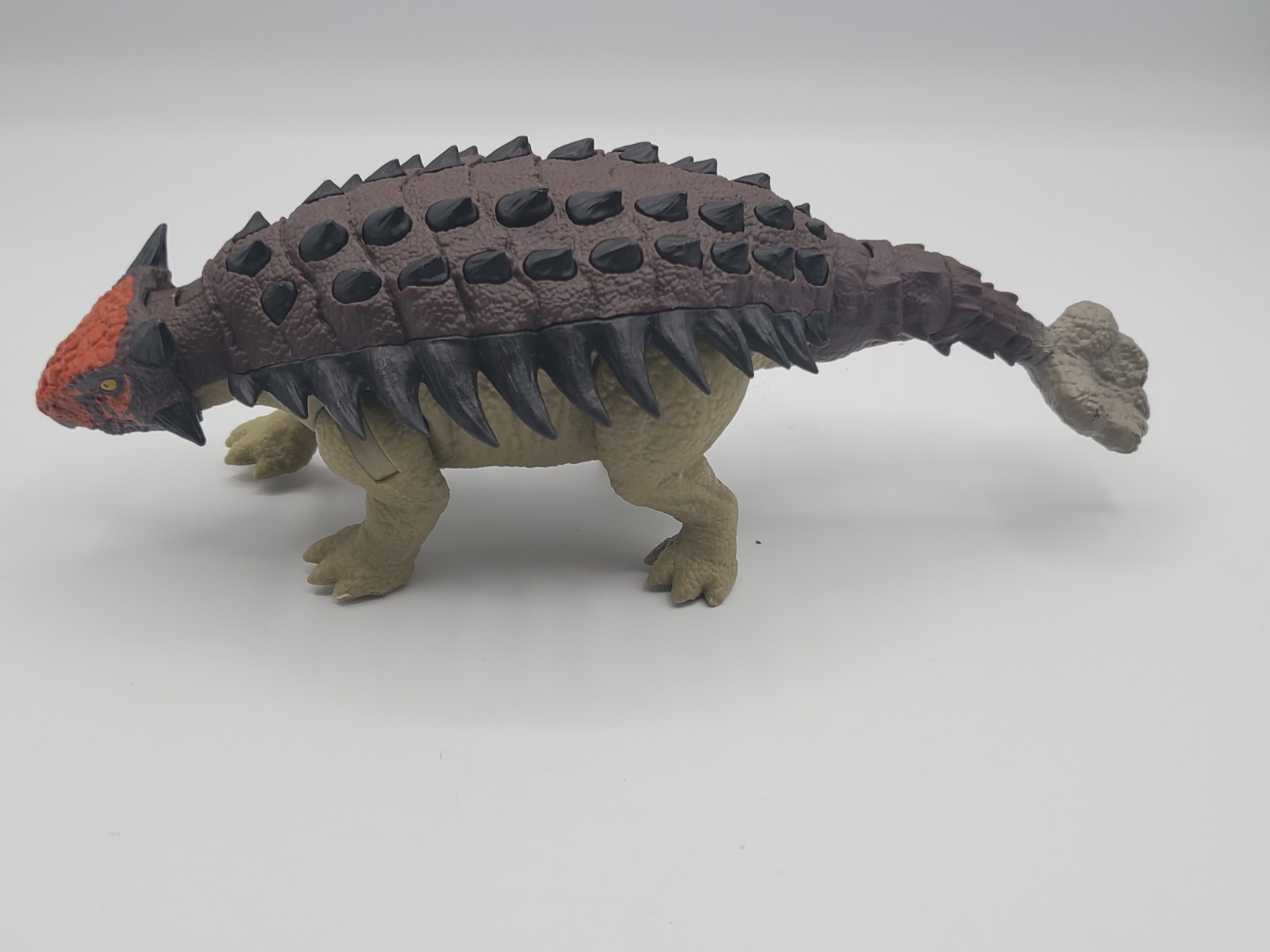 Jurassic World Rebirth Wild Roar Ankylosaurus Dinosaur Toy Tail Attack Sound
