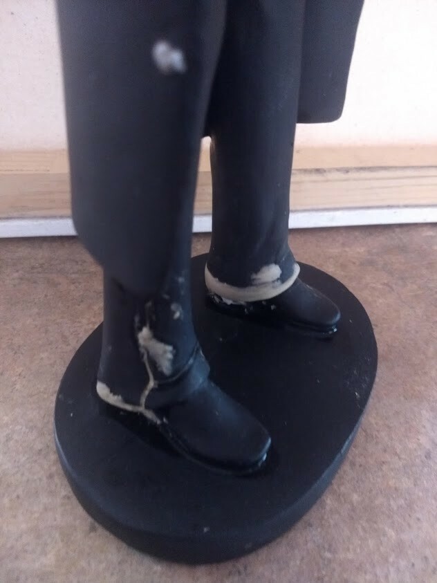 RARE WYATT EARP  VINTAGE WESTERN ACTION FIGURE 16″ Tall 