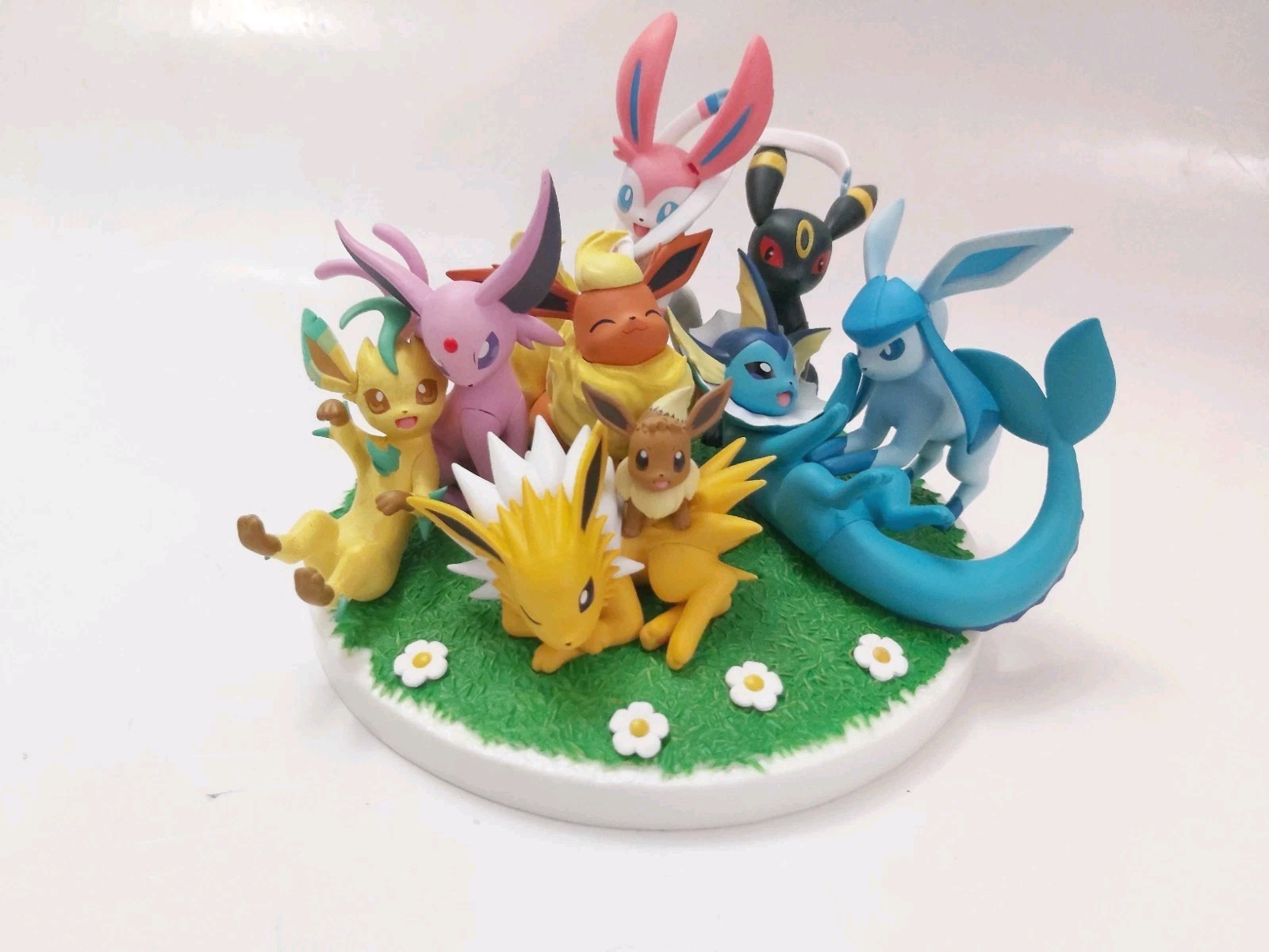 G.E.M. EX Series Pokemon Eevee Friends Megahouse Missing A Few Parts, No Box
