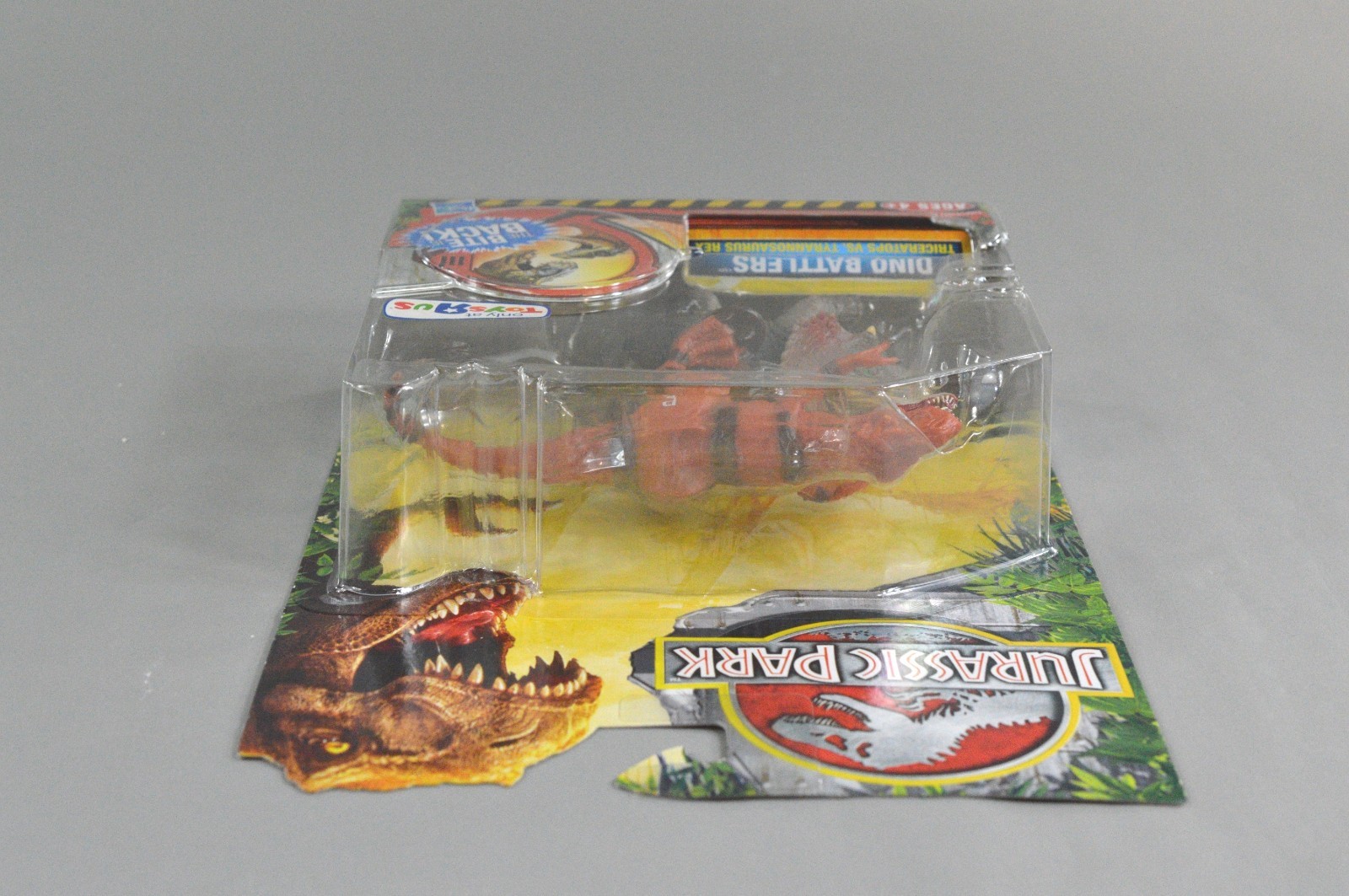 Jurassic Park 2009 Dino Battlers Triceratops VS Tyrannosaurus Rex T-Rex 2 Pack