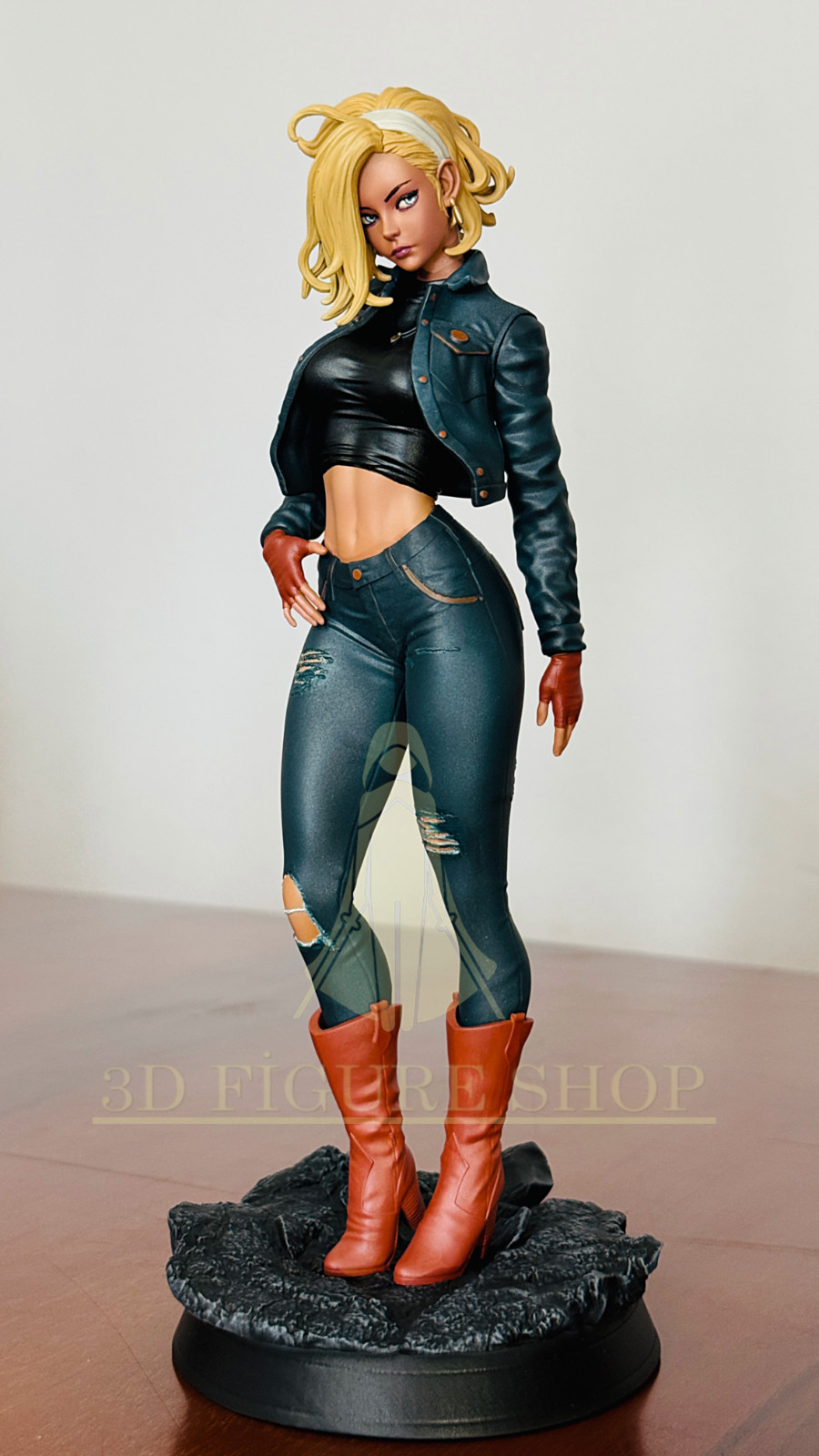 Android 18/3d Figure (25cm) Professional Hand Painted