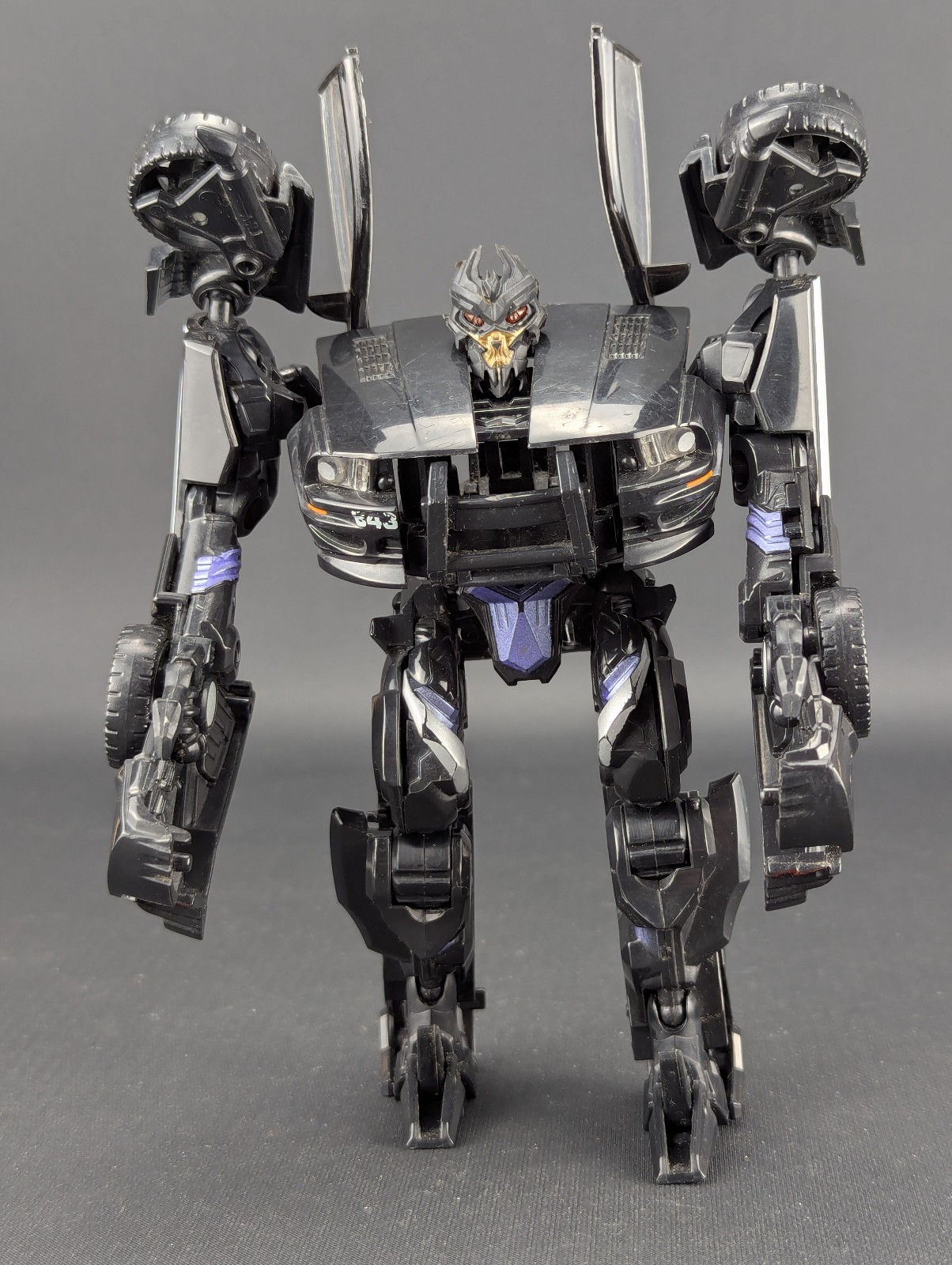 Transformers 2007 Movie Barricade READ Hasbro Deluxe Class