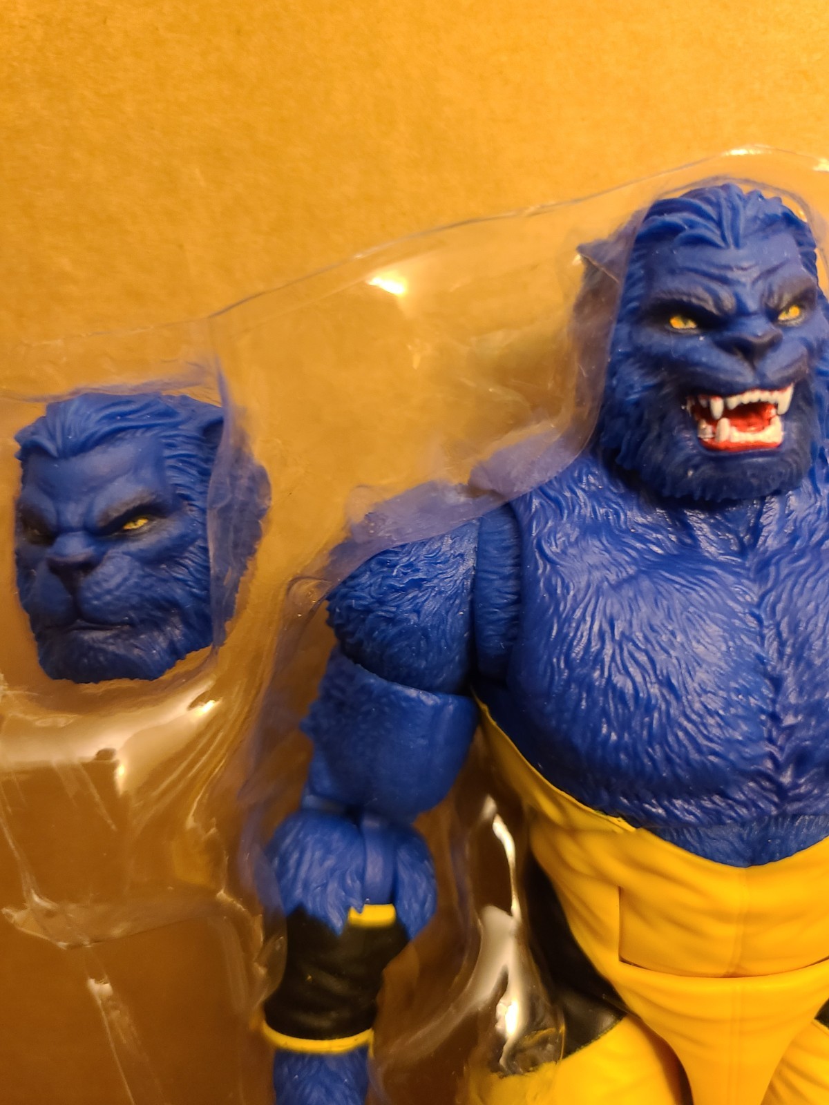 Marvel Legends Astonishing Xmen Emma Frost White Queen & Beast Hasbro Comic