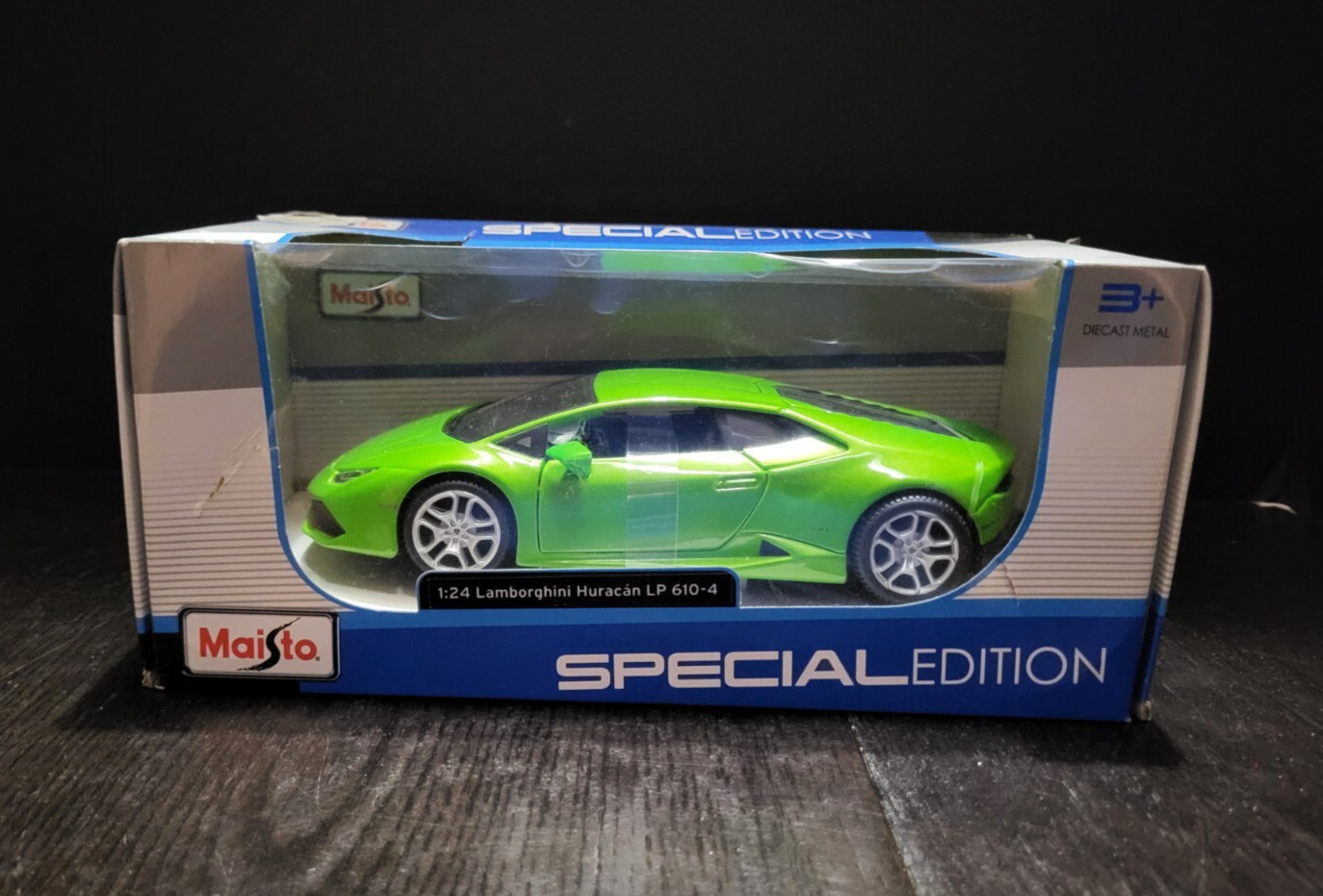 Lamborghini Huracan LP 610-4 1:24 Scale MAISTO Special Edition Die Cast NEW #2
