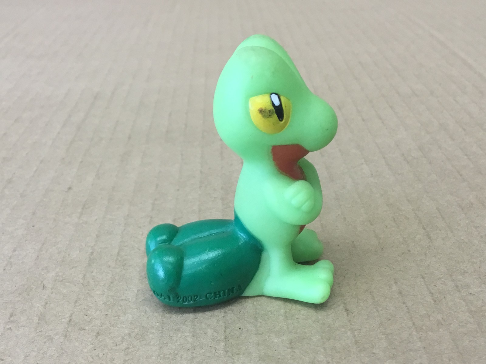 2002 Pokemon Finger Puppet Treecko Figure Catch Them All Nintendo Bandai