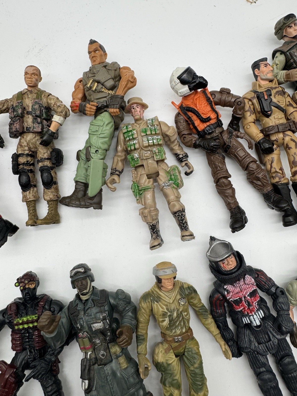 Vintage Military Action Figure Lot 58 Mixed Army Soldier Figures Chai Mai