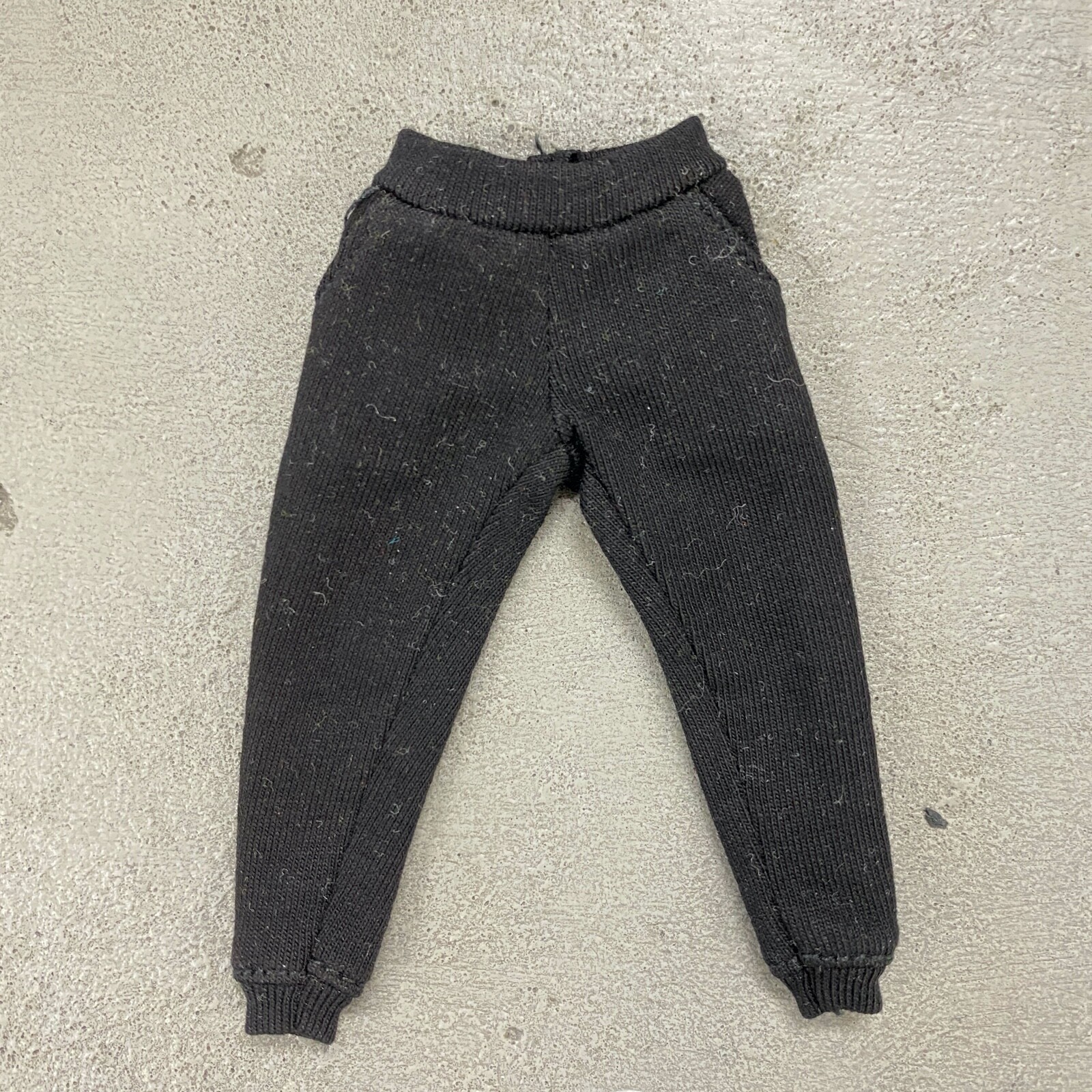 MO-SPT-BK: 1/12 Black Jogging Pants for 6″ slim action figure body