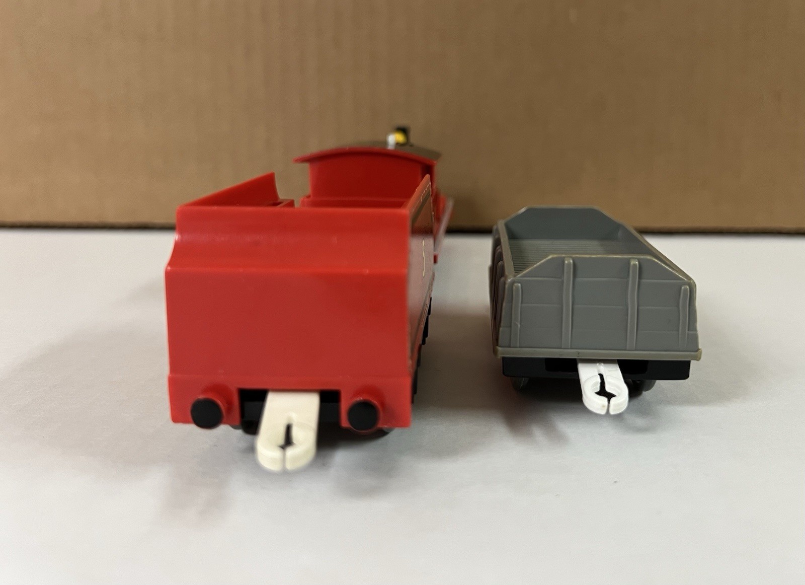 Thomas & Friends Trackmaster TOMY HiT Toy Company Flip Face James w/ Log Car