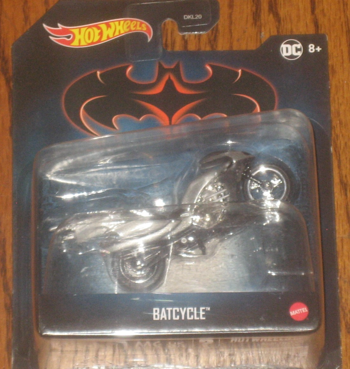 Hot Wheels 1:50 Scale Batman & Robin Batgirl Batcycle Mattel
