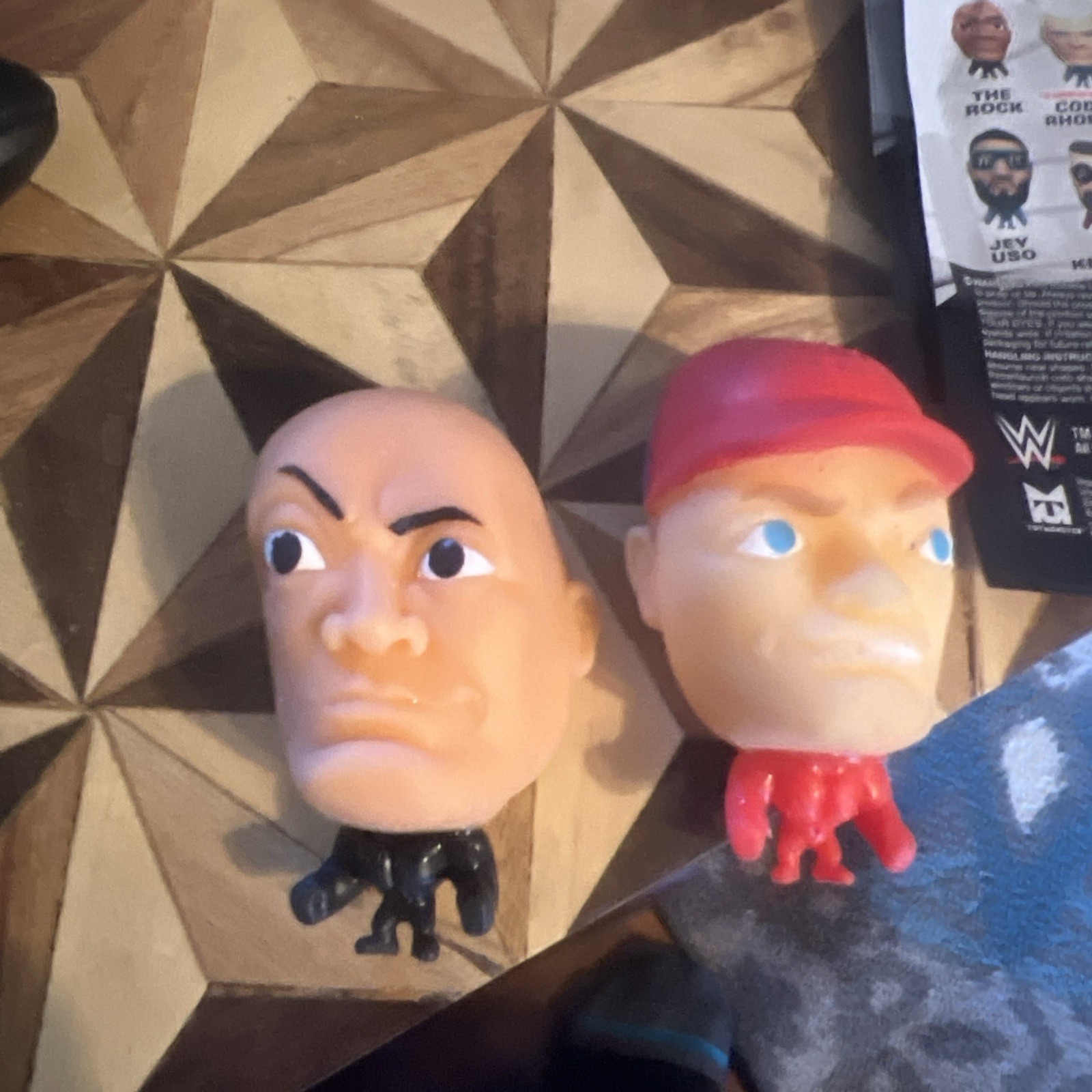 NEW 2 Packs Opened WWE Splat Heads Rock/cena Series 1 Fast Shipping