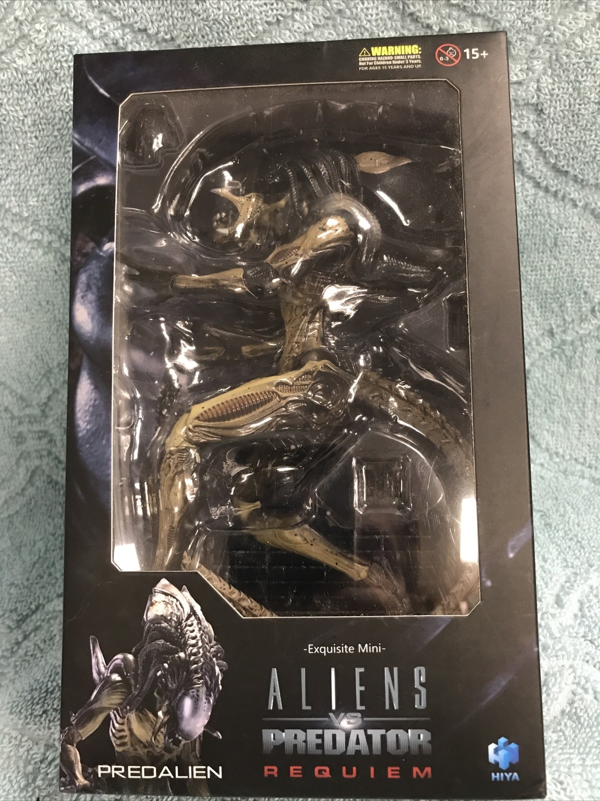Hiya Toys Aliens vs Predator Requiem AVPR Alien Predalien