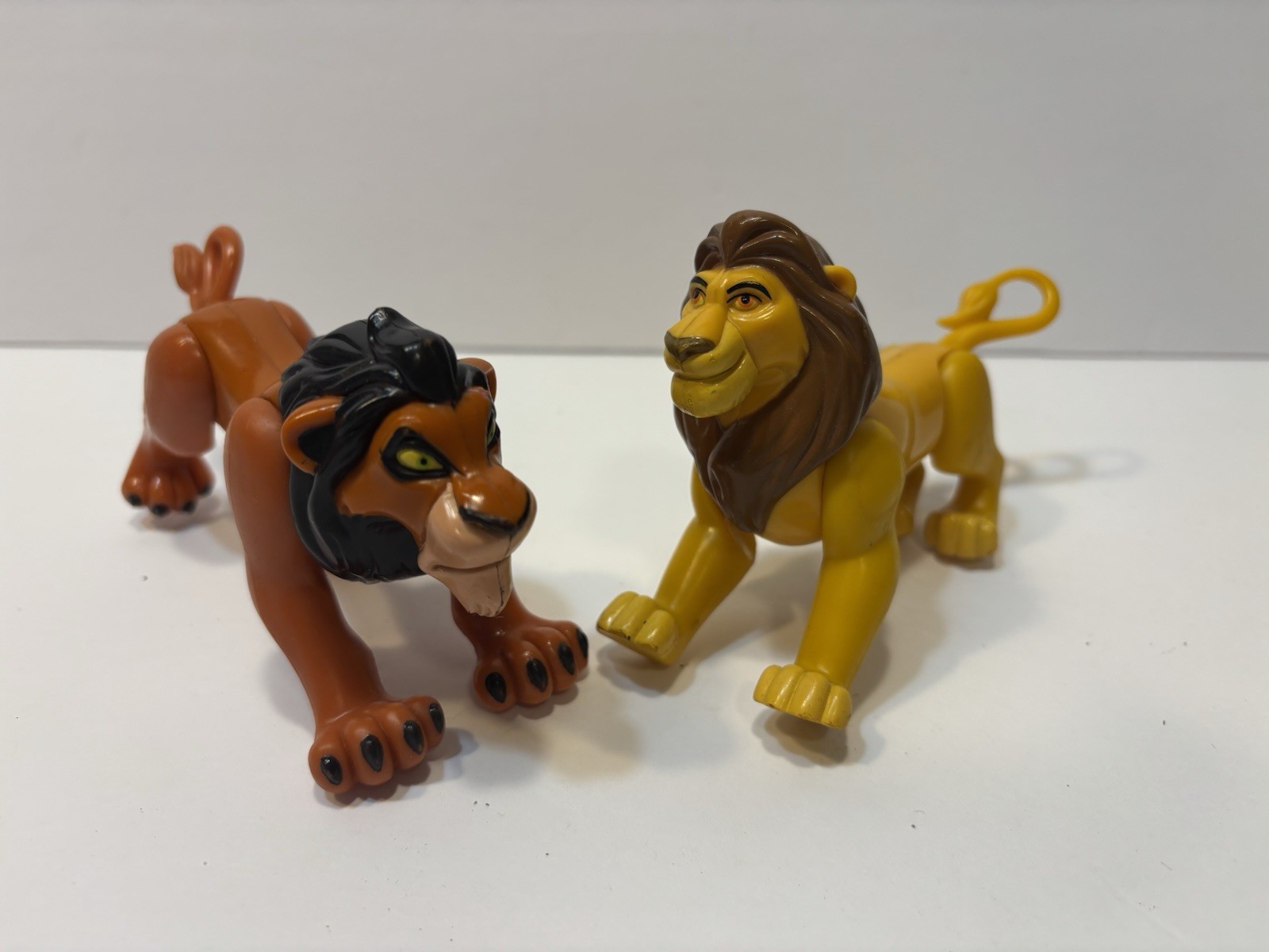 Disney The Lion King 1994 Fighting Mufasa And Scar PVC Lot Of 2 Toy Figures