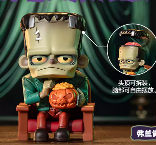 Authentic Universal Monsters Series Blind Box Halloween Confirmed Figure Toy