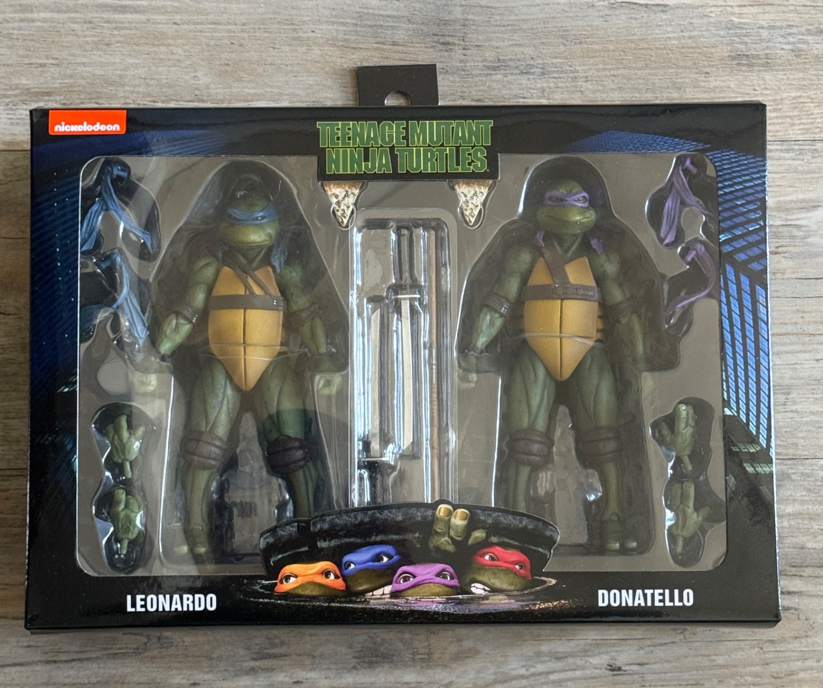 TMNT NECA 2-Pack Leonardo Donatello Walmart Exclusive Ninja Turtles Figures