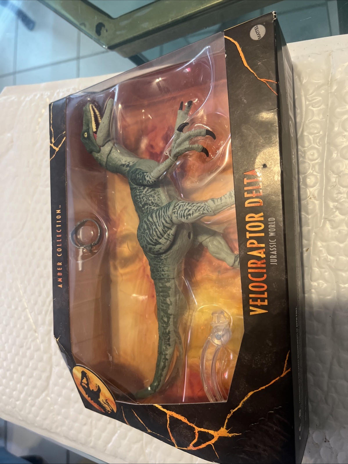Mattel Amber Collection Jurassic World Velociraptor Delta figure