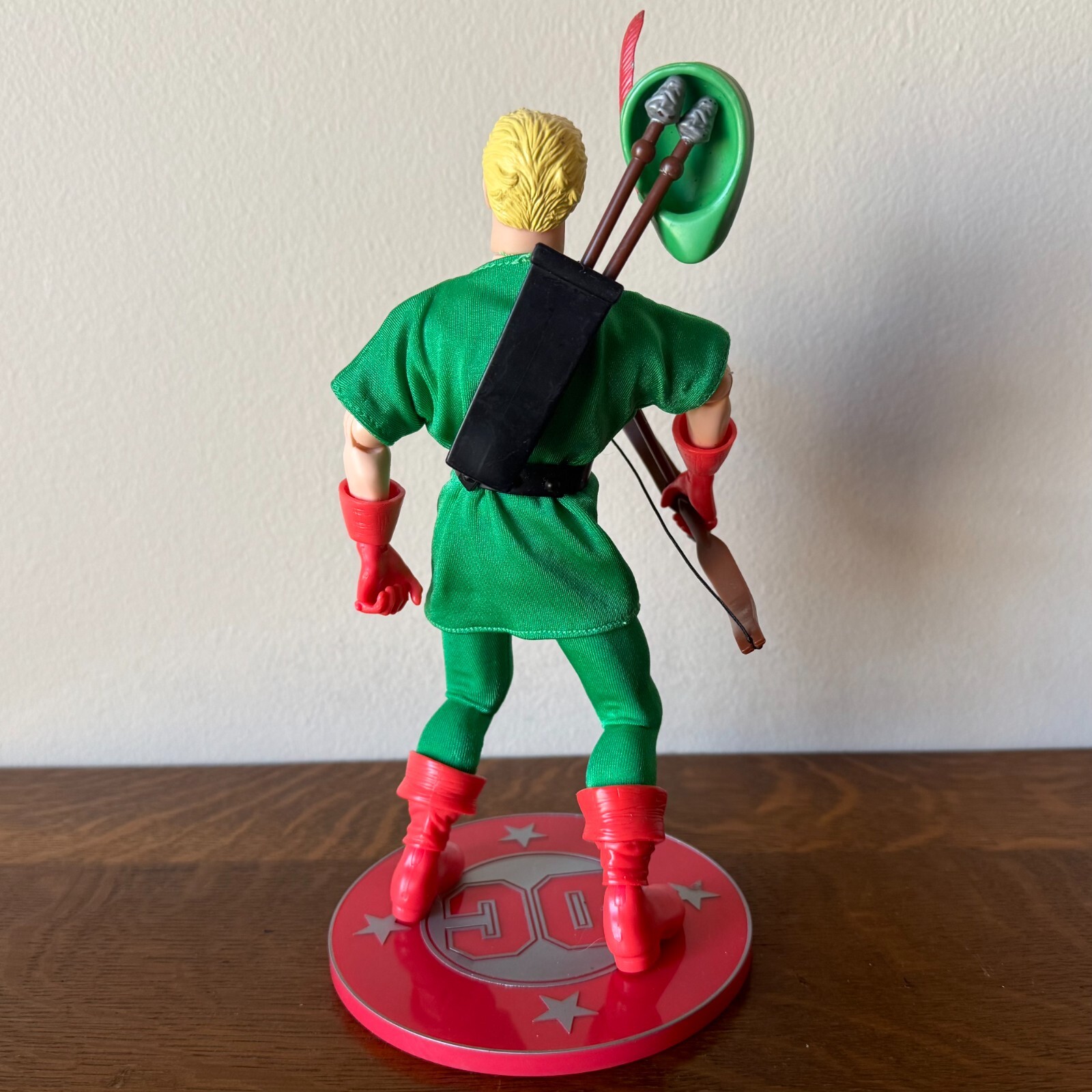 DC SUPERHEROES GREEN ARROW 9″ SILVER AGE COMICS ACTION FIGURE OLIVER QUEEN Rare