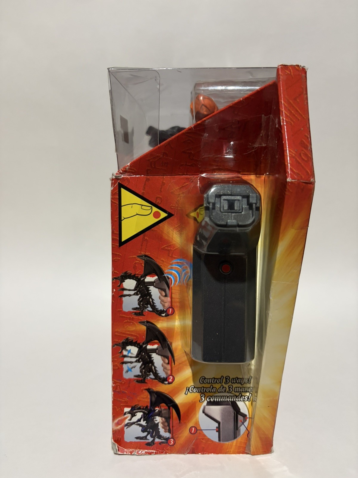 Red Eyes Black Dragon Total Control Action Figure Yu-Gi-Oh SEALED! READ!