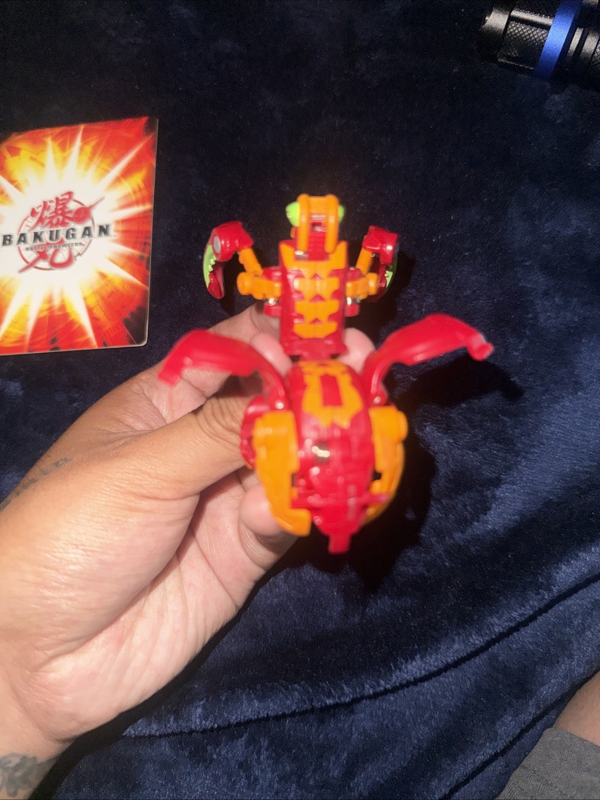 BAKUGAN BATTLE PLANET PYRUS MANTONOID ULTRA B600