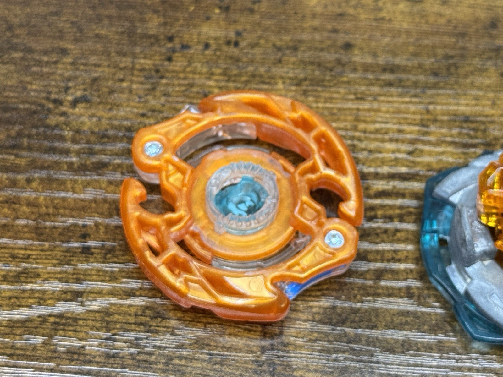 Blaze Ragnaruk 4Cross Flugel B-75 Beyblade Burst Takara Tomy #B1