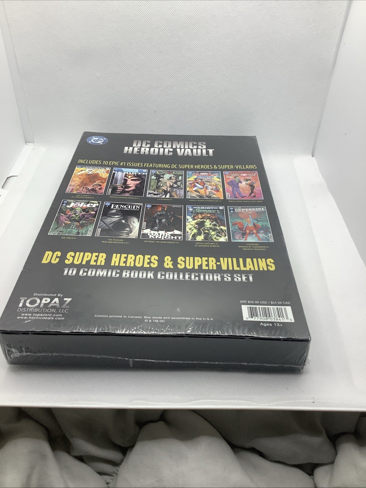 DC Comic Heroic Vault Heroes & Villains10 Comic Book Collector’s Set New Sealed