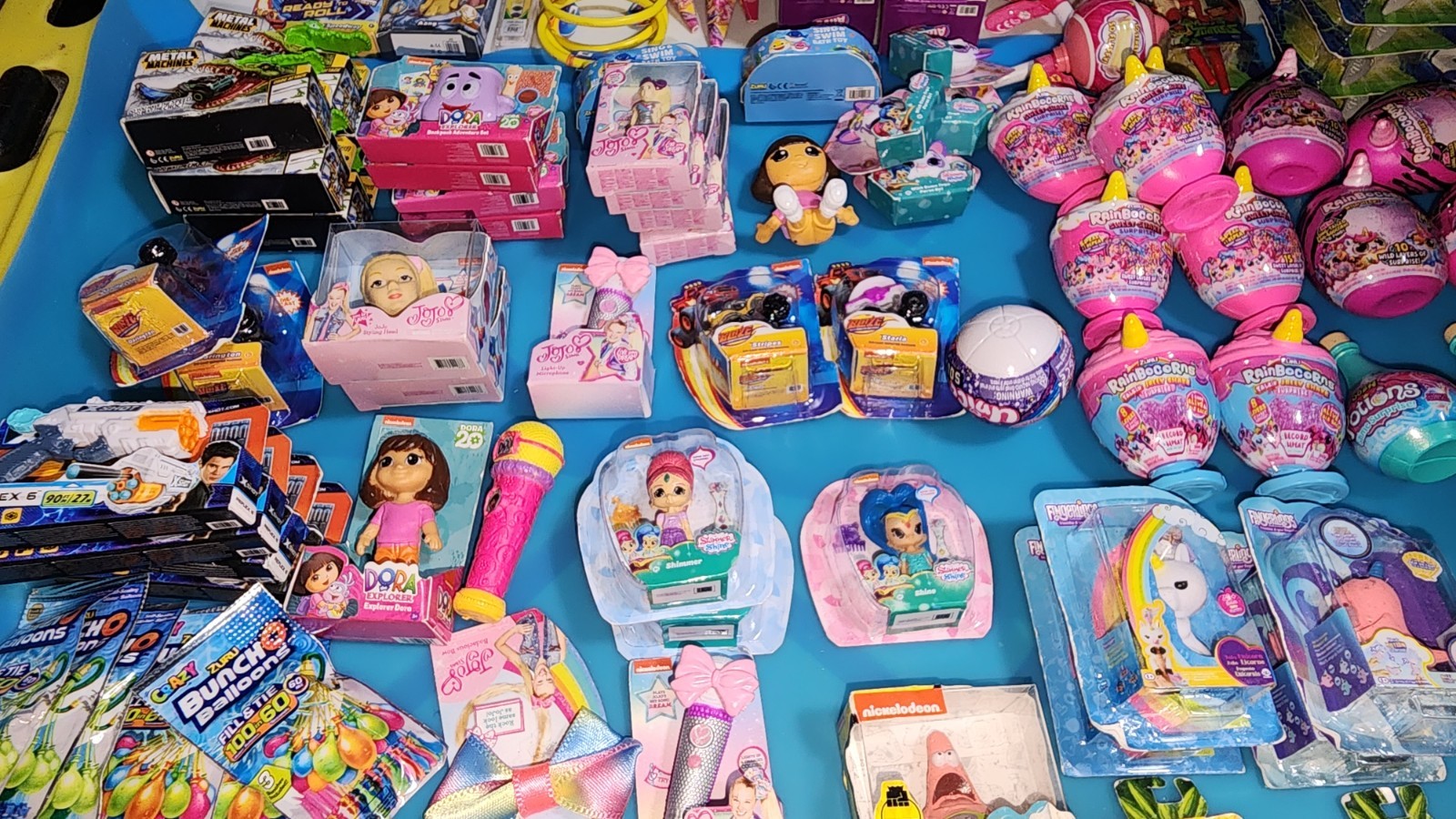 ZURU Toys Series 1 5 Surprise Mini Brands Mixed Lot
